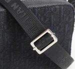 DIOR's new men's and women's chain cross-body saddle tote one-shoulder small square bag-comes with gift box - Image 8