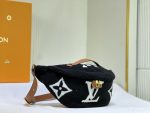 LV fashion new backpack casual waist bag cross-body bag outdoor sports backpack-without packaging box - Image 17