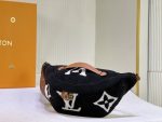 LV fashion new backpack casual waist bag cross-body bag outdoor sports backpack-without packaging box - Image 18