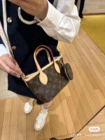 New classic old-fashioned wide-shoulder lv13 tote bag versatile retro mediaeval bag handbag one-shoulder cross-body bag-with packaging box - Image 22