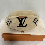LV fashion new backpack casual waist bag cross-body bag outdoor sports backpack-without packaging box - Image 24