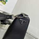New triangular bag with European and American fashion, high-end feel, versatile for commuting, crossbody and shoulder bag trend-comes with gift box - Image 4