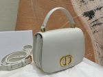 Crossbody Handheld Versatile Elegant Bag Classic Simple Women's Bag-comes with gift box - Image 6