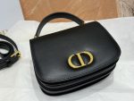 Crossbody Handheld Versatile Elegant Bag Classic Simple Women's Bag-comes with gift box - Image 20