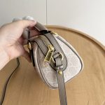 Fashionable and trendy universal bucket, hand-held crossbody camera, baguette, mailman, saddle bag-without packaging box - Image 34