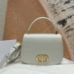 Crossbody Handheld Versatile Elegant Bag Classic Simple Women's Bag-comes with gift box