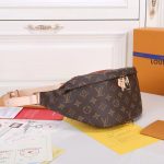 Advanced handbag for women, new vintage crossbody bag, waist bag, spring and summer niche versatile chest bag, women's large capacity - Image 11