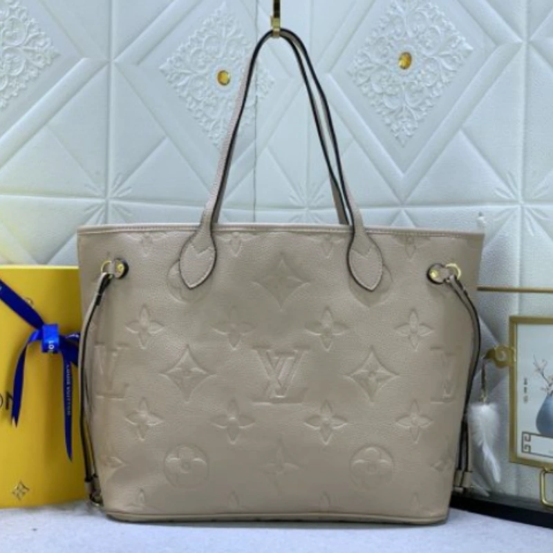 3dd0d972758bbdce9dc0a1ac92c38b45 Chain bag, women's crossbody, shoulder bag, water bucket, mailman, men's bag, backpack, vintage bag, leisure bag-without packaging box - Image 1