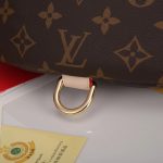 Advanced handbag for women, new vintage crossbody bag, waist bag, spring and summer niche versatile chest bag, women's large capacity - Image 5