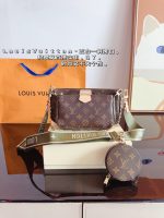 Old flower makeup bag, women's new style, large capacity daily cosmetics storage bag, wash bag, fashionable, light luxury trend-comes with gift box - Image 3