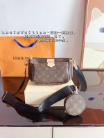 Old flower makeup bag, women's new style, large capacity daily cosmetics storage bag, wash bag, fashionable, light luxury trend-comes with gift box - Image 5