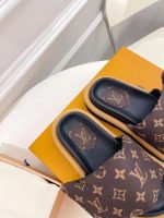 Thick soled Velcro slippers for women in the summer of 2024, fashionable and non slip denim fabric for outerwear, paired with a couple's letter shaped drag-comes with gift box - Image 8