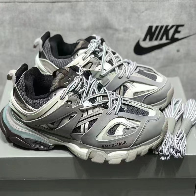 e3d6127c5503838bdf9f665a78e4ef8 Unisex Three Generation Dad Trendy Sports Couple Track3 Outdoor Height Increase Running-comes with gift box - Image 1