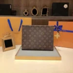 New leather casual clip bag, cowhide clutch bag, black flower wash bag, clutch bag-comes with gift box