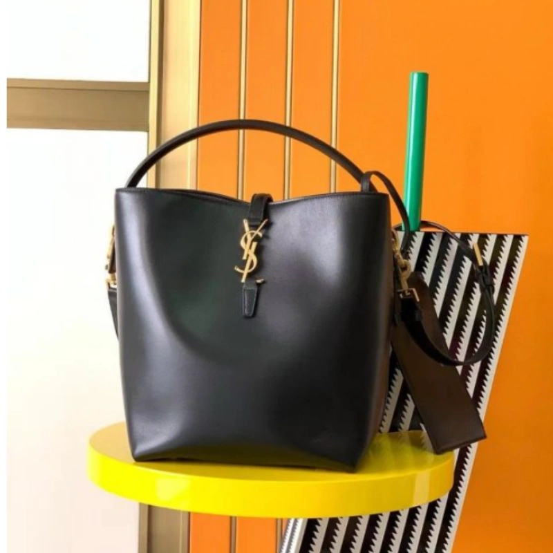 ff099877b6dd30fd00441f3ae3d88388 Women's bag new summer high-end texture bucket bag large capacity single shoulder armpit bag-comes with gift box - Image 1