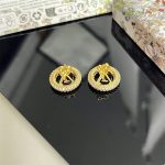 New letter inlaid circular hollow letter earrings French style light luxury high-end versatile earrings earrings - Image 5