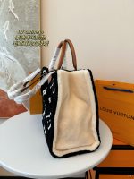 LV limited edition teddy tote color wool flower big logo super warm shoulder crossbody bag - Image 11