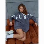 2024 American oversize fashion niche trend design sense chic print versatile loose hooded sweatshirt for external wear - Image 2