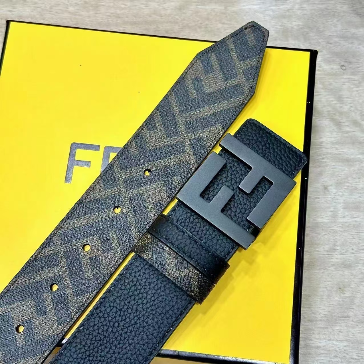 fe1652001dd0b586613a27837ebf0af New luxury Coffin belt for men, classic casual vintage flower double-sided F-buckle versatile belt trend - Image 1