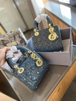 Lacquer leather Daifei bag with three or four compartments, genuine leather diamond grid small square bag, versatile, single shoulder crossbody, high-end handbag for women-comes with gift box - Image 3