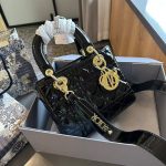 Lacquer leather Daifei bag with three or four compartments, genuine leather diamond grid small square bag, versatile, single shoulder crossbody, high-end handbag for women-comes with gift box - Image 6
