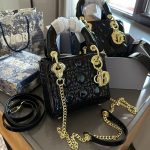 Lacquer leather Daifei bag with three or four compartments, genuine leather diamond grid small square bag, versatile, single shoulder crossbody, high-end handbag for women-comes with gift box