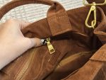 Autumn and winter new matte suede cowhide retro high-end commuting fashion handbag crossbody bag small bag for women-without packaging box - Image 2