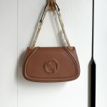 Saddle bag new high-end retro single shoulder crossbody women's bag versatile, light luxury French stick armpit bag women's trend-without packaging box - Image 28
