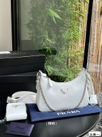 Prada new chain underarm bag, three in one detachable multi-purpose bag (with gift box) - Image 6