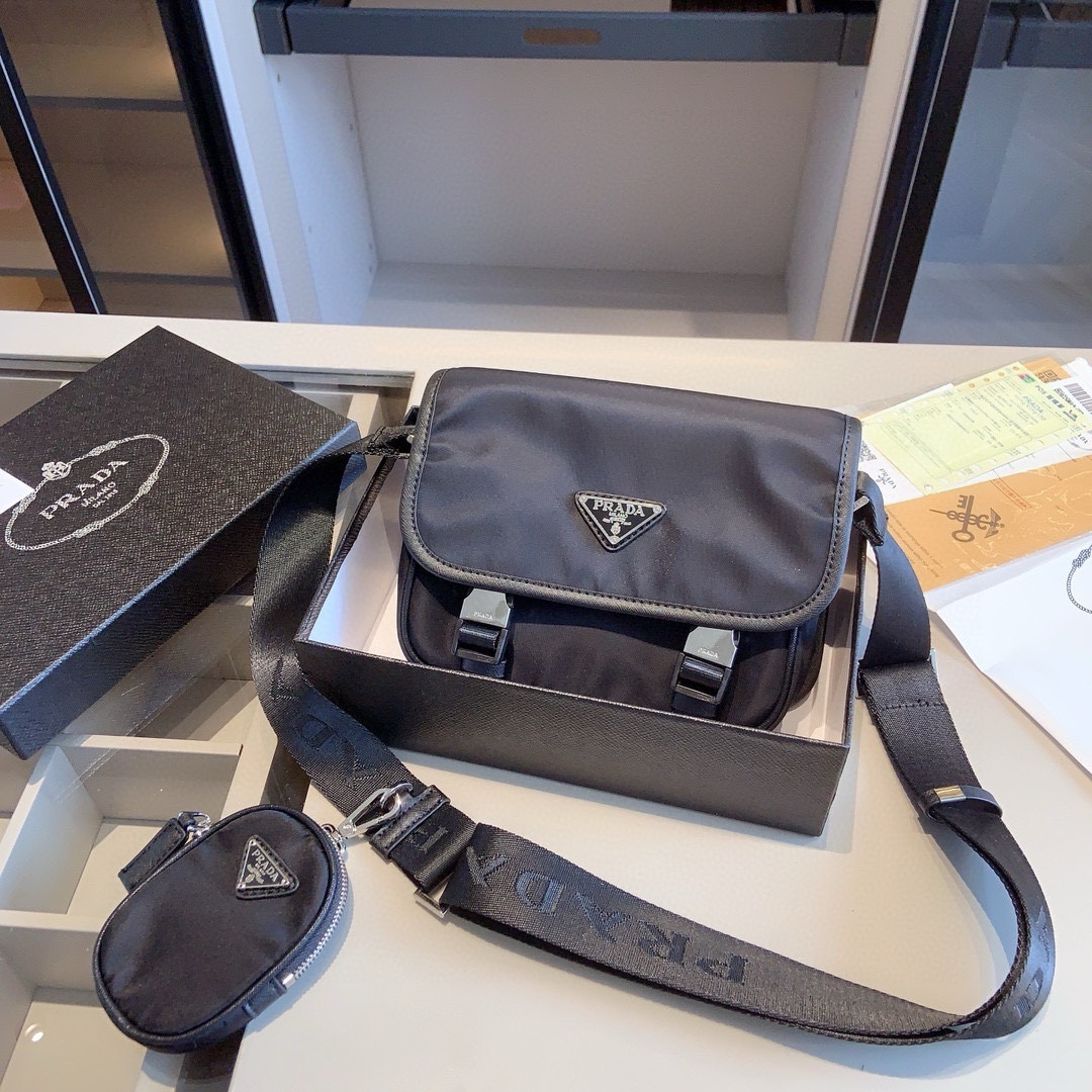 13379136203301873 Prada's new three in one crossbody bag with coin purse pendant, unisex (with gift box) - Image 1