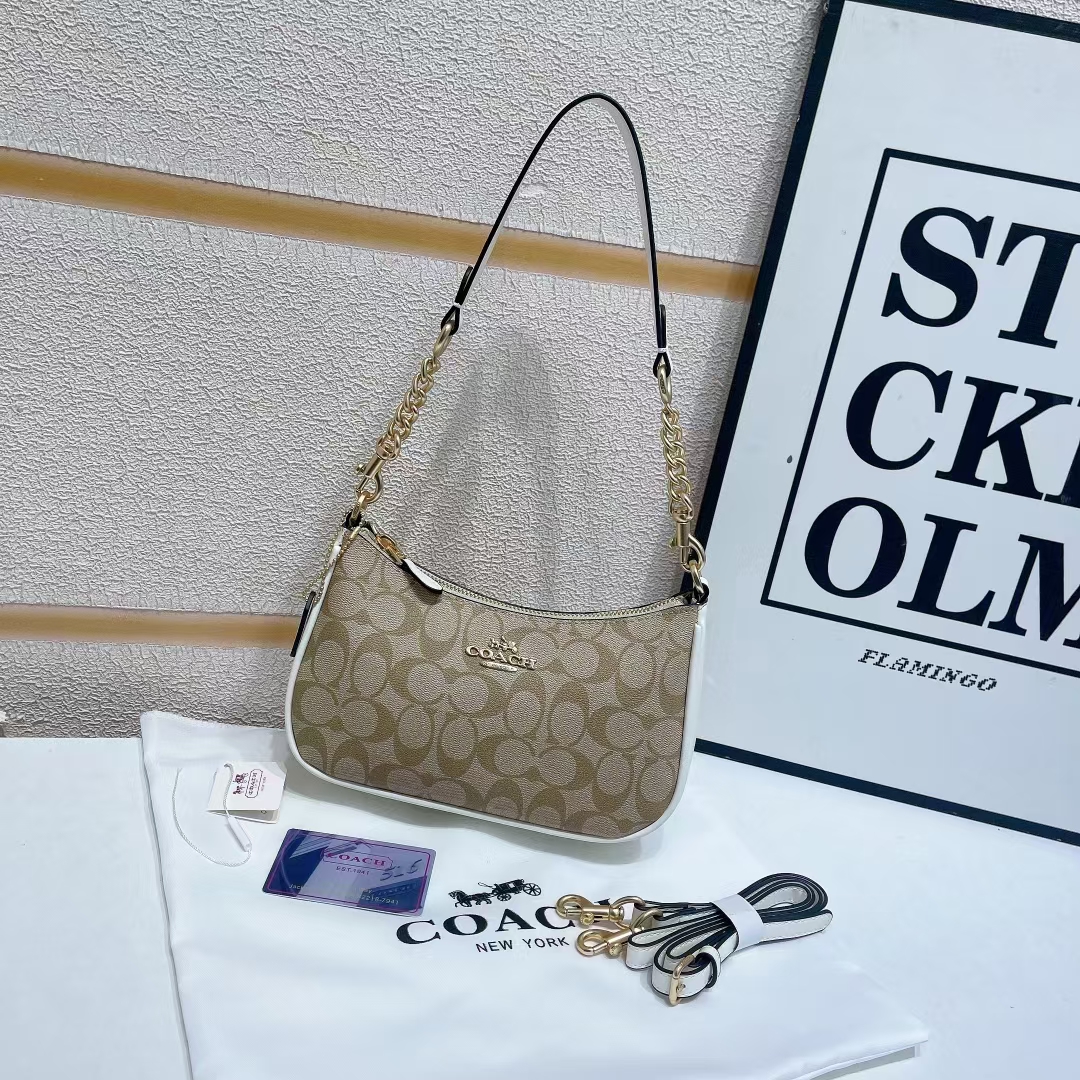 aa77ff8e Coach underarm bag and tote shoulder bag - Image 1
