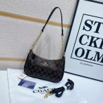Coach underarm bag and tote shoulder bag - Image 4