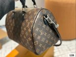 LV Pillow Bag Carrying One Shoulder Crossbody Bag without Case - Image 4
