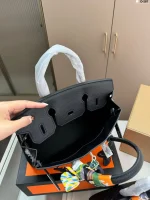 Tote bag, women's new handbag, large capacity Kelly bag, premium texture platinum bag, single shoulder crossbody bag-comes with gift box - Image 6