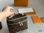 Supporting inner liner makeup bag transformation scarf bag crossbody shoulder strap chain accessories-comes with gift box - Image 4