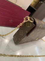 3-in-1 chain crossbody bag on the shoulder-comes with gift box - Image 4
