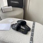Chanel's new leather flats - Image 13