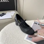 Chanel Mary Jane small scented leather shoes - Image 17