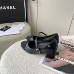 Chanel Mary Jane small scented leather shoes - Image 12