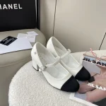 Chanel Mary Jane small scented leather shoes - Image 9