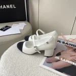 Chanel Mary Jane small scented leather shoes - Image 3