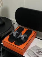 【Hermes】Oran Hermès cowhide sandals - Image 2