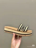 Dior's new slippers - Image 2