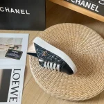 Double C one-foot slip casual shoes-box - Image 6
