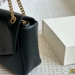 Made of imported fabric, soft and delicate feel, the classic Y family cloud bag - with box - Image 9