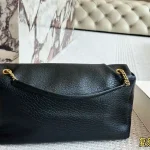 Made of imported fabric, soft and delicate feel, the classic Y family cloud bag - with box - Image 8