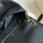 Made of imported fabric, soft and delicate feel, the classic Y family cloud bag - with box - Image 3