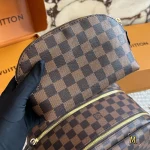 L home fashion cosmetic bag - with box - Image 14