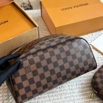 L home fashion cosmetic bag - with box - Image 13