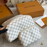 L home fashion cosmetic bag - with box - Image 6